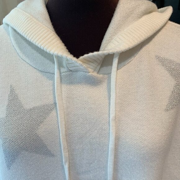 Sweater Cream with Silver Stars 1X NWT Hooded - Picture 4 of 13
